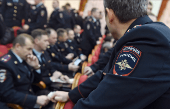 Изображение - Зарплата полиции в 2019 году Ris.-1.-Reforma-kosnulas-vsekh-sotrudnikov-MVD
