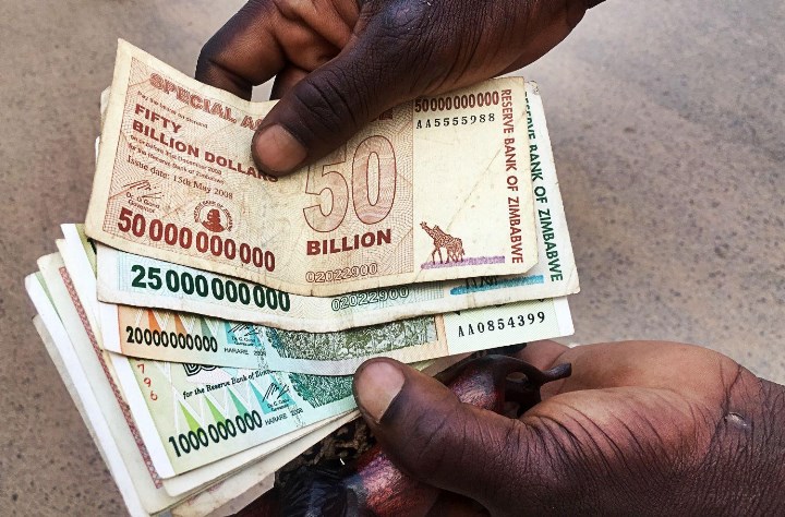 валюта Зимбабве с 9–10 нулями