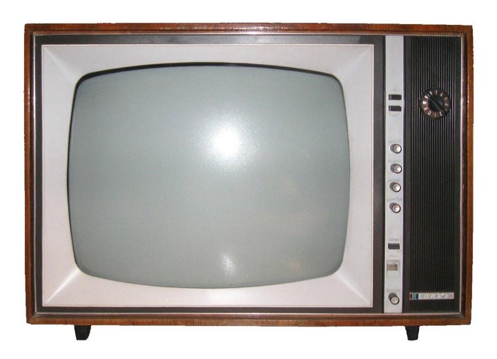 первый массовый цветной советский телевизор