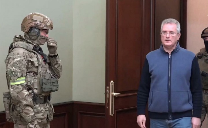 Кадр из видео о задержании И. Белозерцева